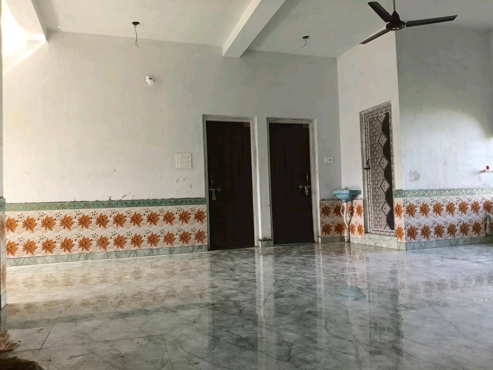 1BHK Room for Rent in Sriniketan photo 6